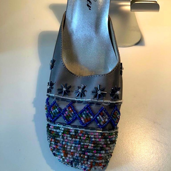 Women’s Mule - Picture 4 of 5